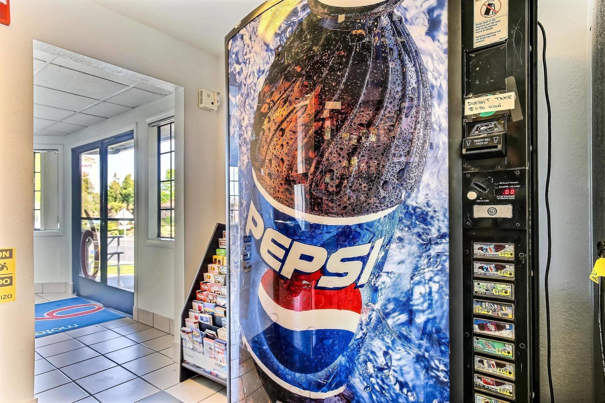 Motel 6-Pinole, Ca Zewnętrze zdjęcie
