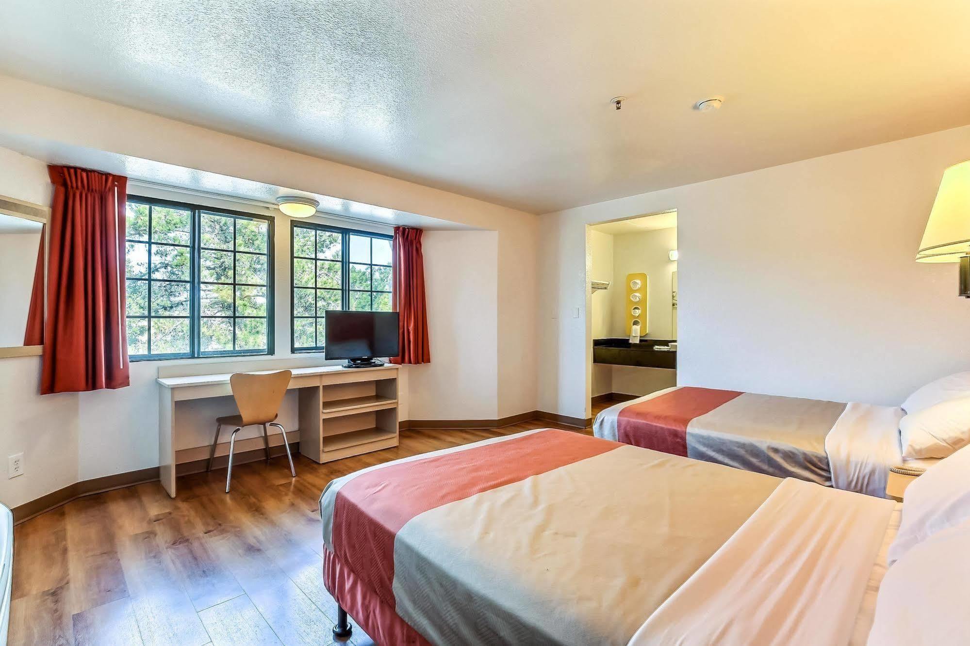 Motel 6-Pinole, Ca Zewnętrze zdjęcie