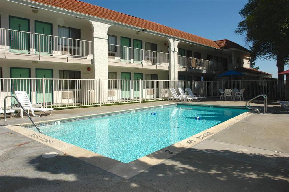 Motel 6-Pinole, Ca Zewnętrze zdjęcie